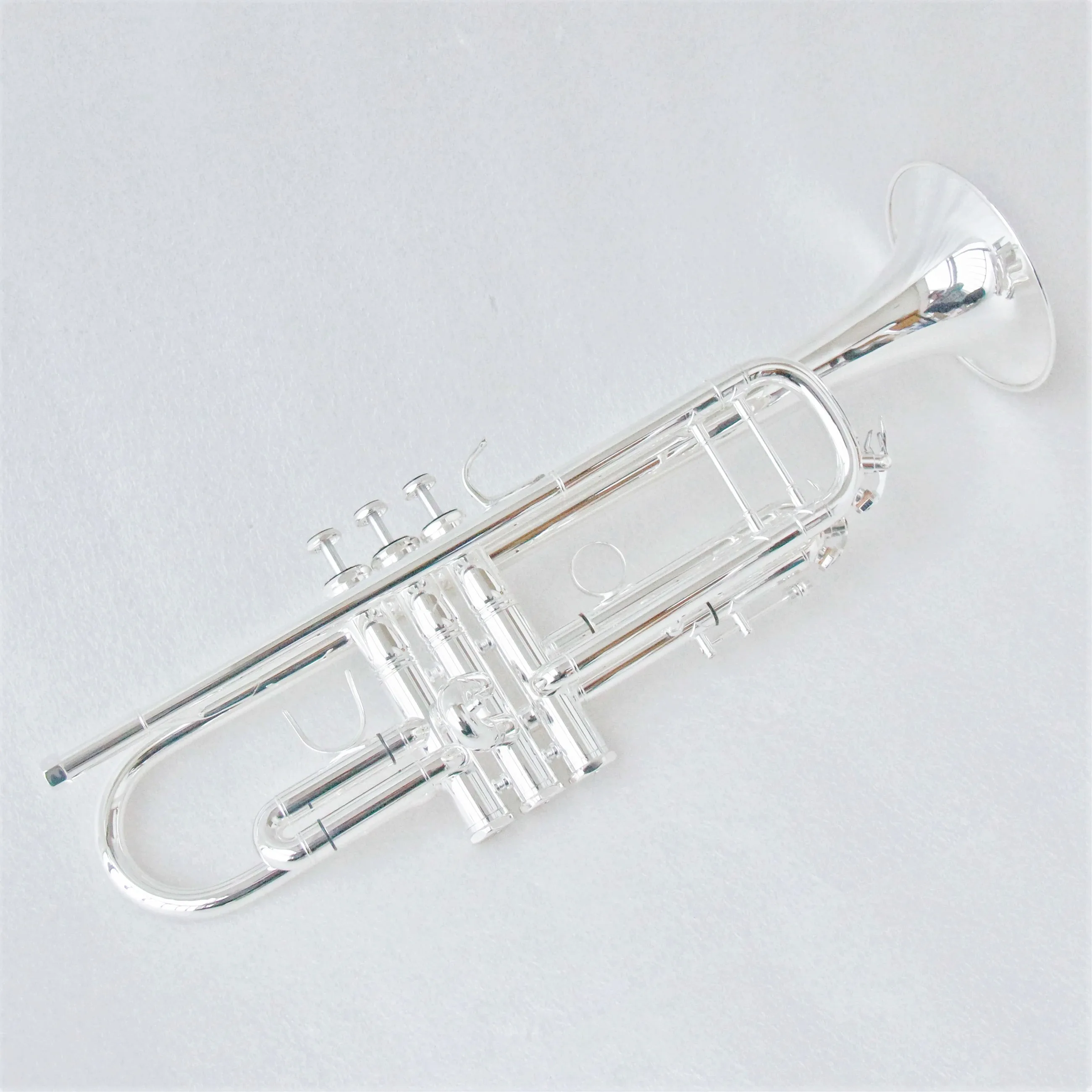 Musical Instrument Ending In A - Trompete Profissional de Alta Qualidade com